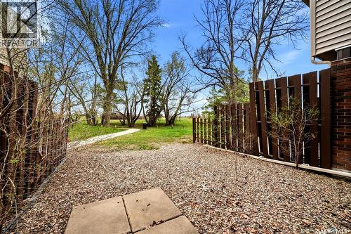 3834 Castle Road, Regina, SK - Outdoor