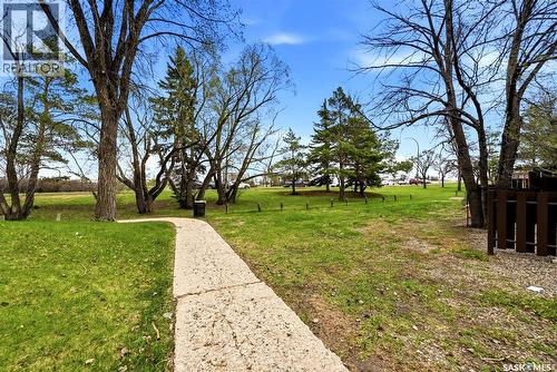 3834 Castle Road, Regina, SK - Outdoor