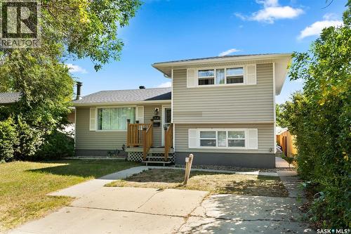 1341 9th AVENUE N  Regina, SK S4R 0E6