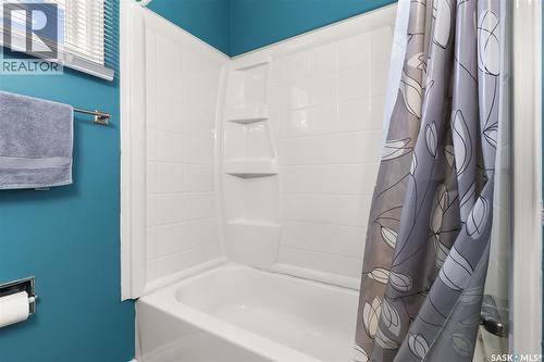 1341 9Th Avenue N, Regina, SK - Indoor Photo Showing Bathroom