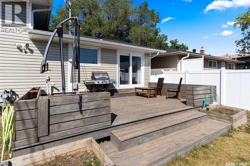 1341 9Th Avenue N, Regina, SK - Outdoor With Deck Patio Veranda