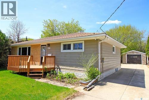 114 Gladstone AVENUE S  Yorkton, SK S3N 2B5