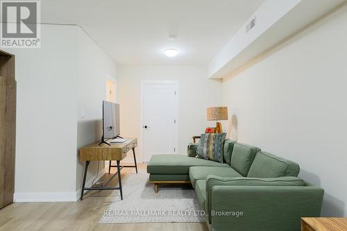 303 - 628 Danforth Avenue, Toronto, ON - Indoor
