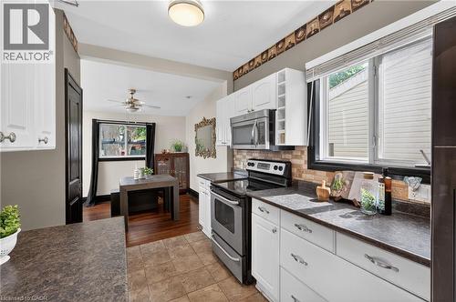 147 Strachan Street E, Hamilton, ON - Indoor Photo Showing Kitchen
