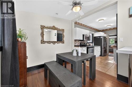 147 Strachan Street E, Hamilton, ON - Indoor