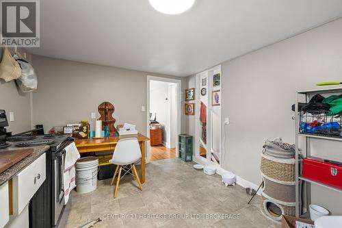 432 Barrie Street, Kingston (East Of Sir John A. Blvd), ON - Indoor
