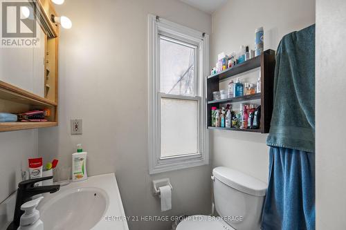 432 Barrie Street, Kingston (East Of Sir John A. Blvd), ON - Indoor Photo Showing Bathroom
