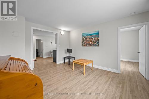432 Barrie Street, Kingston (East Of Sir John A. Blvd), ON - Indoor