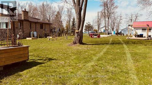 2757 Lone Birch Trail, Ramara, ON - Outdoor