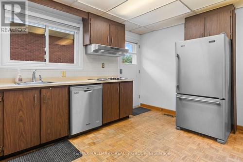 Generous Counter Space & Cabinetry - 1981 Navaho Drive, Ottawa, ON - Indoor Photo Showing Kitchen
