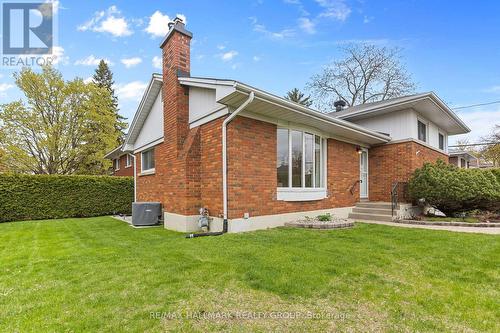 Landscaped Backyard with Green Space - 1981 Navaho Drive, Ottawa, ON - Outdoor