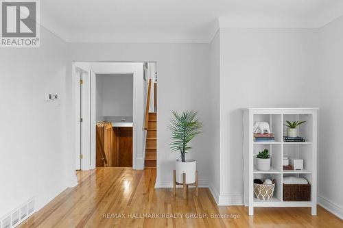 Open Layout with Hardwood Floors - 1981 Navaho Drive, Ottawa, ON - Indoor Photo Showing Other Room