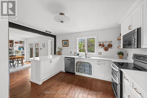 1322 Kilborn Avenue, Ottawa, ON - Indoor Photo Showing Kitchen