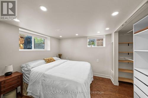 1322 Kilborn Avenue, Ottawa, ON - Indoor Photo Showing Bedroom