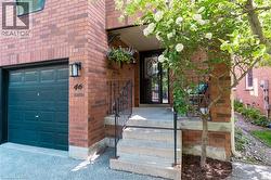 46 HARNESWORTH Crescent Waterdown, ON L0R 2H6