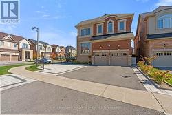 79 CHAIWOOD COURT Vaughan, ON L6A 0V9