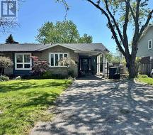 637 LOMOND CRESCENT  Burlington (Shoreacres), ON L7L 2N8