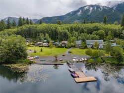 #5-8631 South Shore Rd Lake Cowichan, BC V0R 2G0