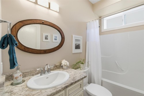 3831 Creekside Dr, Bowser, BC 