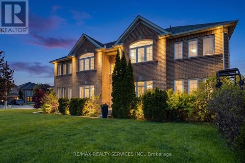 7419 Black Walnut Trail, Mississauga, ON 
