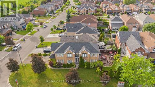 7419 Black Walnut Trail, Mississauga, ON 