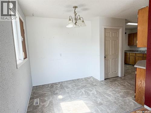 7 Dunfield Crescent, Meadow Lake, SK - Indoor