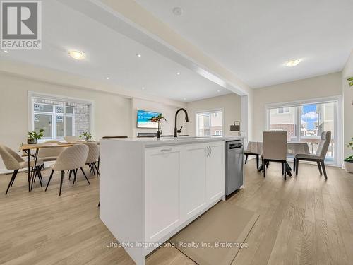 24 Hutchison Road, Guelph (Kortright East), ON - Indoor