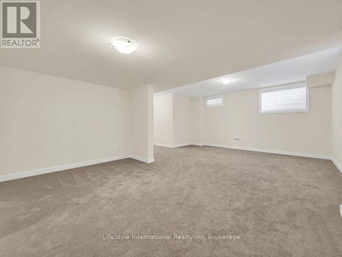 24 Hutchison Road, Guelph (Kortright East), ON - Indoor