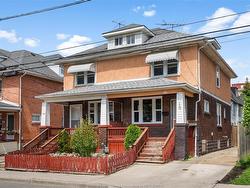 1046-1048 Pelissier  Windsor, ON N9A 4L7