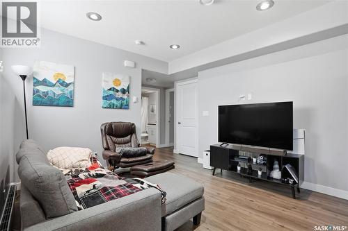 1111 Evergreen Boulevard, Saskatoon, SK - Indoor Photo Showing Living Room