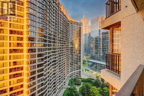 33 Harbour Square Unit# 2409, Toronto, ON - 