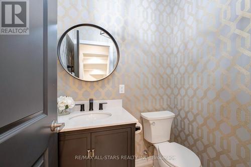 212 East'S Corners Boulevard, Vaughan, ON - Indoor Photo Showing Bathroom