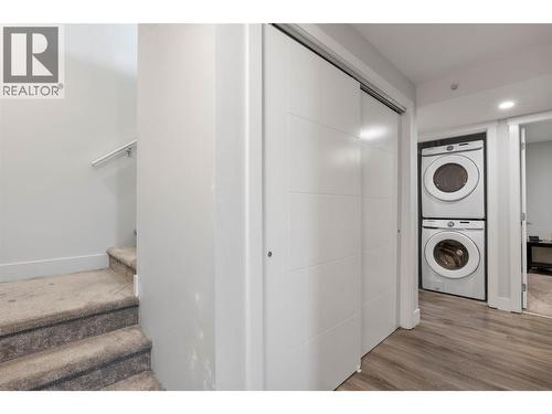 227 Battle Street Unit# 104, Kamloops, BC - Indoor Photo Showing Laundry Room