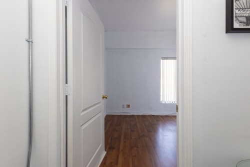 Bureau - 28 Rue Dubois, Saint-Eustache, QC - Indoor Photo Showing Other Room
