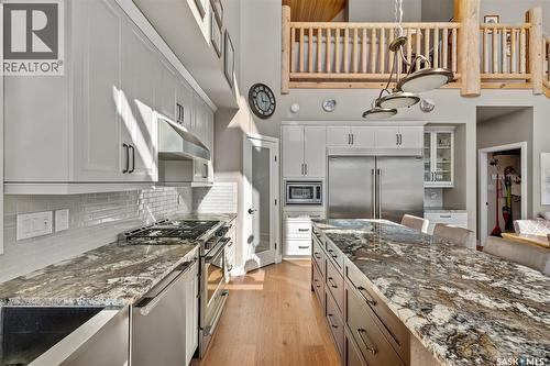 3 Wayne Place, Candle Lake, SK - Indoor Photo Showing Kitchen With Stainless Steel Kitchen With Upgraded Kitchen