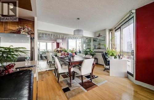 33 Harbour Square Unit# 2801, Toronto, ON - Indoor Photo Showing Dining Room