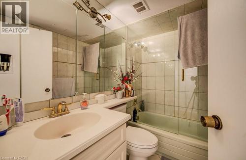 33 Harbour Square Unit# 2801, Toronto, ON - Indoor Photo Showing Bathroom