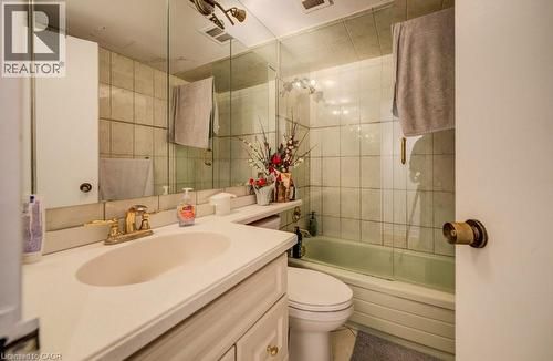 33 Harbour Square Unit# 2801, Toronto, ON - Indoor Photo Showing Bathroom