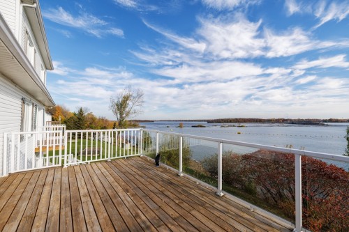 Balcon - 183 Ch. Du Fleuve, Pointe-Des-Cascades, QC - Outdoor With Body Of Water With Balcony With View
