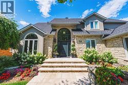 33 GOLFVIEW Crescent  Dundas, ON L9H 6V1