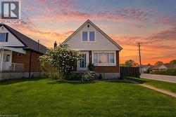 140 PARKDALE Avenue S  Hamilton, ON L8K 3P4