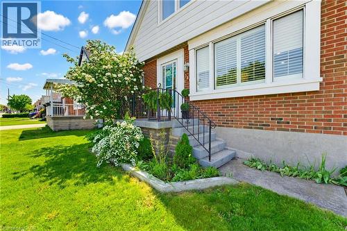 140 Parkdale Avenue S, Hamilton, ON - Outdoor With Deck Patio Veranda