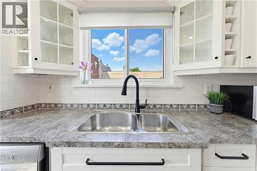140 Parkdale Avenue S, Hamilton, ON - Indoor Photo Showing Kitchen With Double Sink