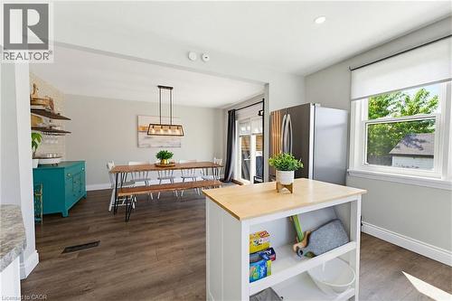 140 Parkdale Avenue S, Hamilton, ON - Indoor