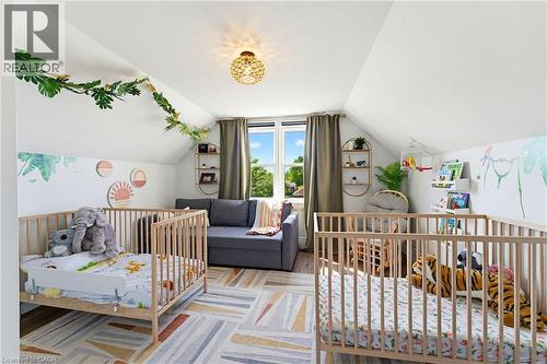 140 Parkdale Avenue S, Hamilton, ON - Indoor Photo Showing Bedroom