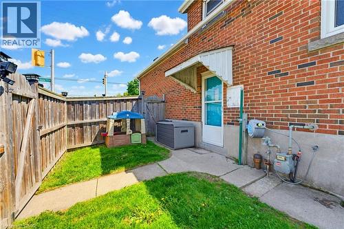 140 Parkdale Avenue S, Hamilton, ON - Outdoor With Exterior