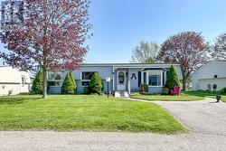 46 FAIRWAY DRIVE Clarington, ON L1B 1B3