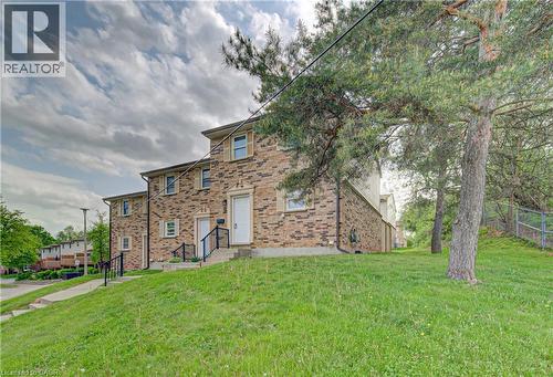 175 CEDAR Street Unit# 26  Cambridge, ON N1S 4X9