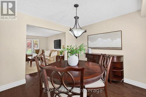 108 Old Forest Crescent, Kitchener, ON - Indoor Photo Showing Dining Room