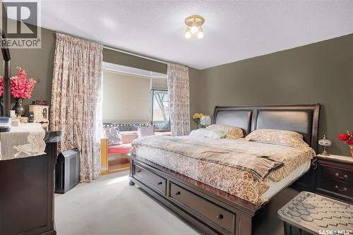 370 Kellins Crescent, Saskatoon, SK - Indoor Photo Showing Bedroom